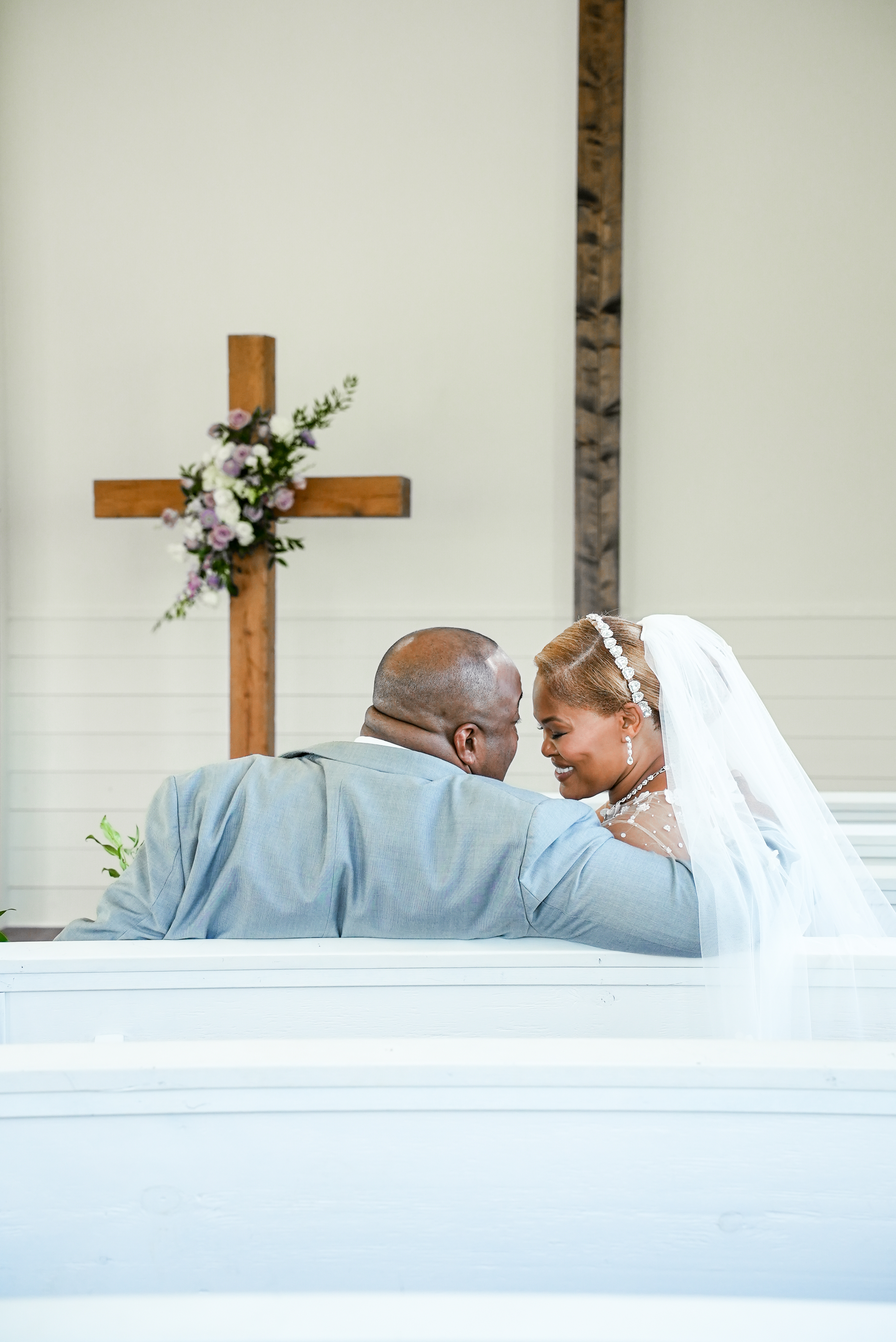 Chapel wedding photograph in Dardanelle, AR